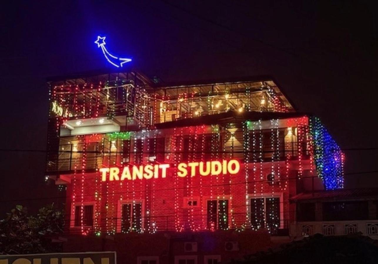 Transit Studio Katunayaka Eksteriør bilde
